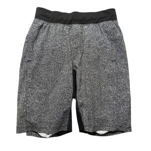 Lululemon Athletica Men's M Medium Shorts Black Grey Speckled Athletic Linerless